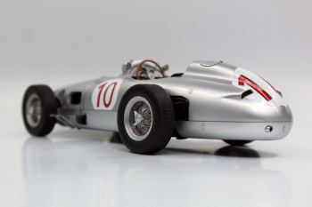 mercedes-w196-open-wheel-1955-fangio-belgian-grand-prix-winner-no-10-GP15B_b